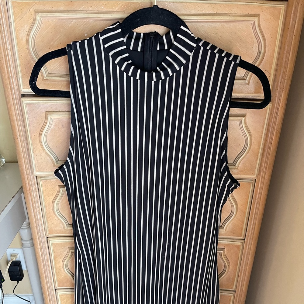 Black & white stripe dress!
